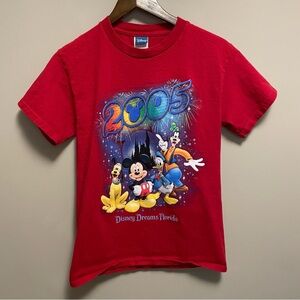 Vintage 2005 Disney Mickey Mouse & Friends T-Shirt Size Small
